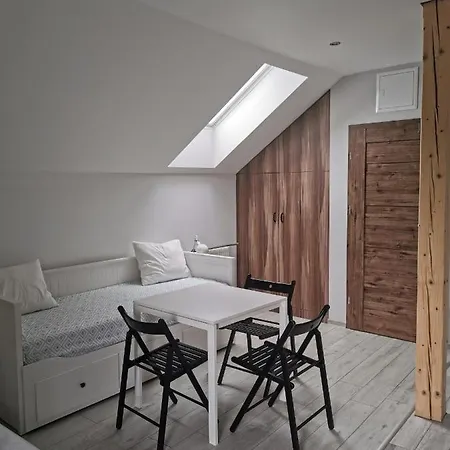 Pod Baranami Zator منزل للإقامة Przeciszow