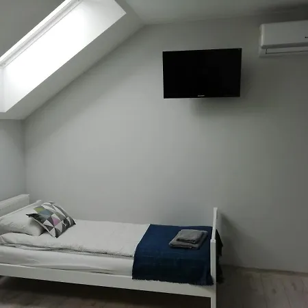 منزل للإقامة Pod Baranami Zator Przeciszow